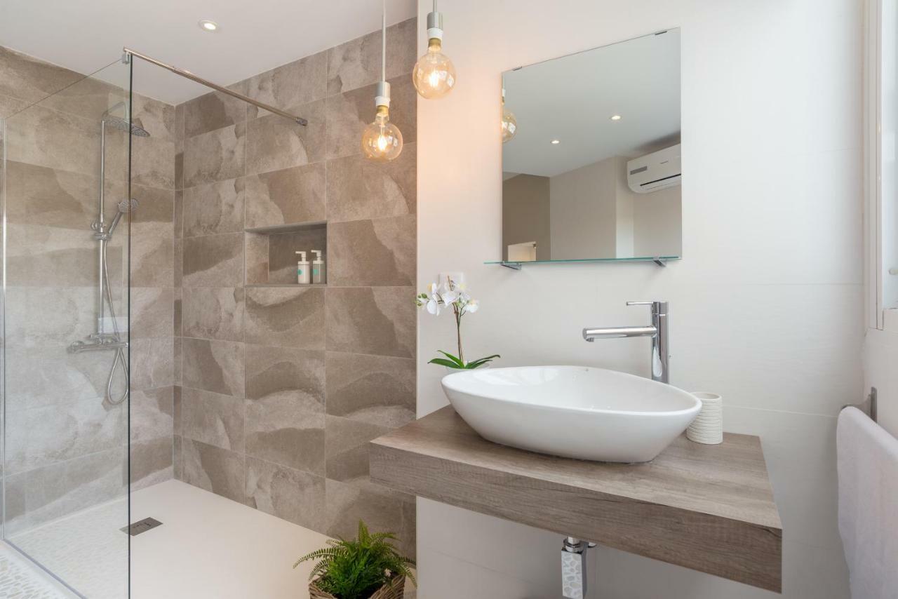 Stunning Spacious City Apartment With Free Parking Malaga Ngoại thất bức ảnh