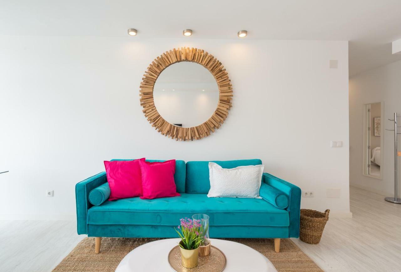 Stunning Spacious City Apartment With Free Parking Malaga Ngoại thất bức ảnh