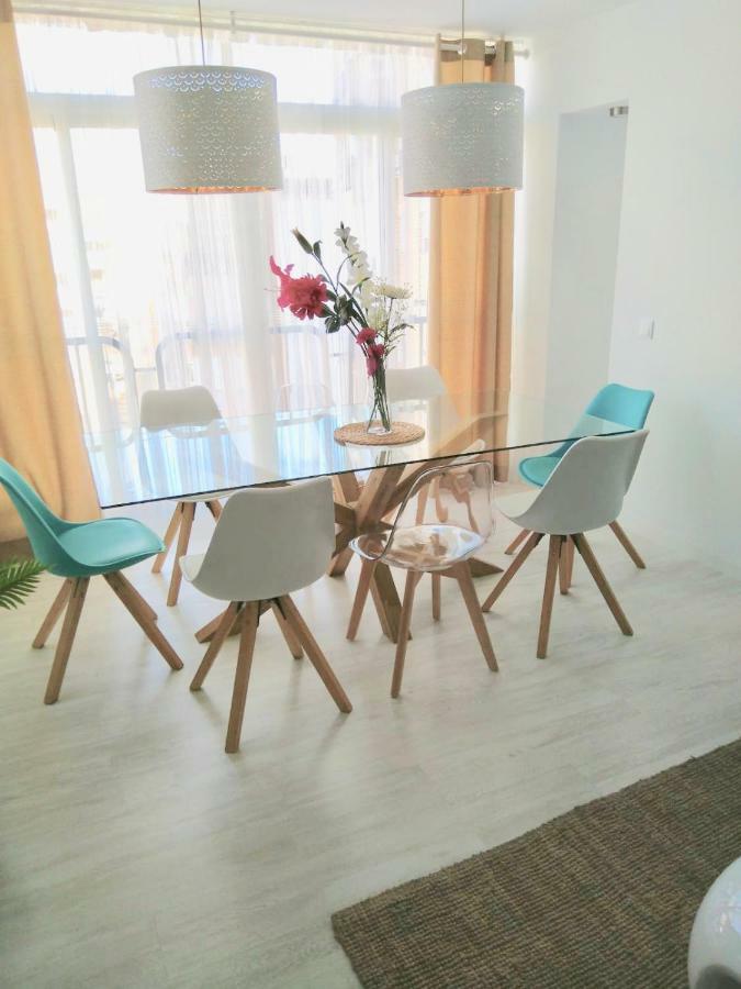 Stunning Spacious City Apartment With Free Parking Malaga Ngoại thất bức ảnh